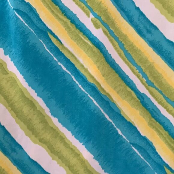 3/$30 M.K.M Designs short split sleeve blue and yellow blouse. Length 29” Size M - Picture 3 of 8